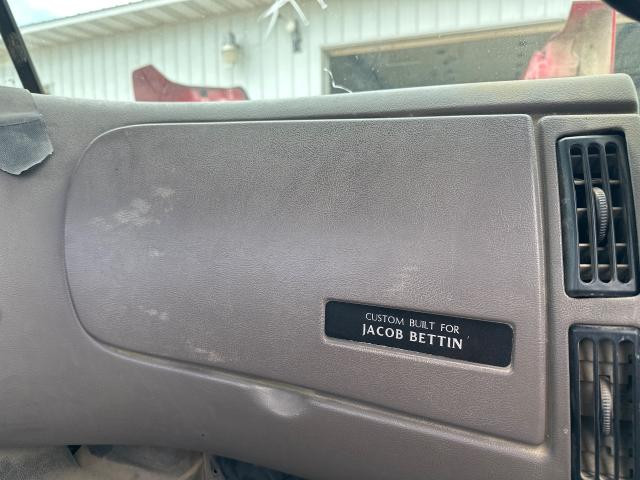 Mack CXN Dash Panel: Fuse Cover