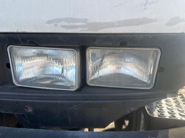1999 Gmc T6500 Left Headlamp