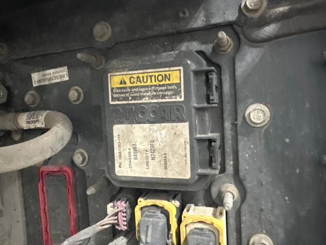 2020 Peterbilt 579 Left Fuse Box
