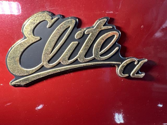 1999 Mack CL Emblem