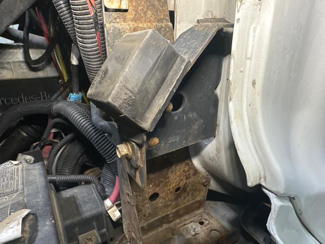 2004 Sterling A9513 Left Hood Rest