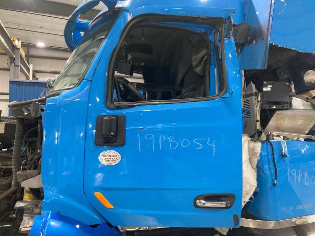 2019 Peterbilt 579 Left Door
