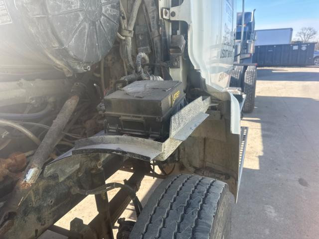 2000 Sterling A9513 Left Inner Fender