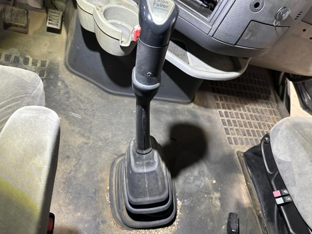 2007 Fuller RTOC16909A Shift Lever