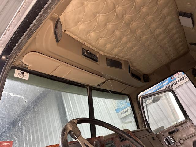 2011 Western Star Trucks 4900EX Console