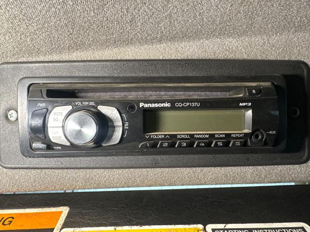 Mack CL A/V (Audio Video): Panasonic Cq-Cp137u