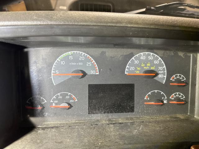 2007 Volvo VNL Instrument Cluster