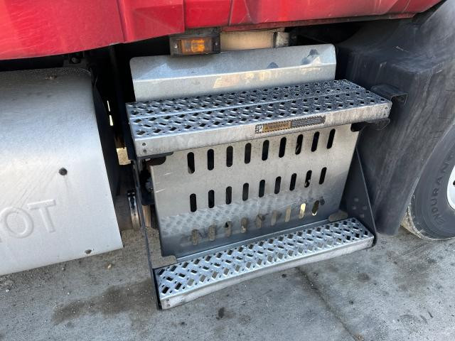 2016 Mack MP8 Right Dpf Covers