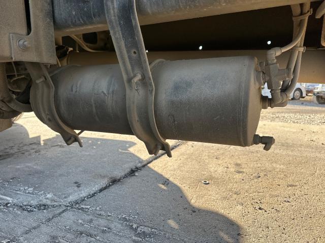 2012 Freightliner M2 106 28-inch Air Tank | 10-inch Diameter | 5 Ports