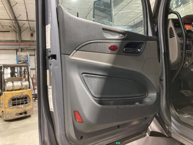 2014 Peterbilt 579 Grey Left Door, Interior Panel
