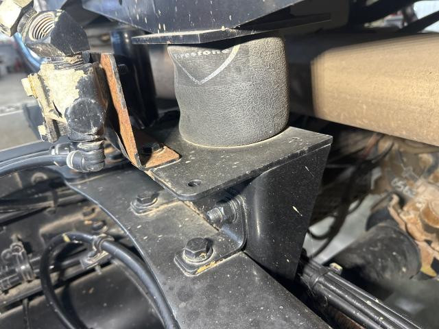2011 Western Star Trucks 4900EX Left Cab Suspension