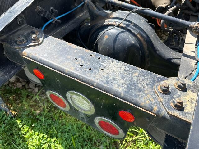 2018 Freightliner CASCADIA Steel Suspension Crossmember / K-Frame: Rear