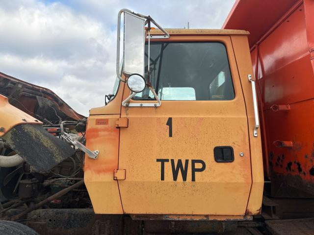 Shell Cab Assembly, 1992 Ford LT9000 : Daycab