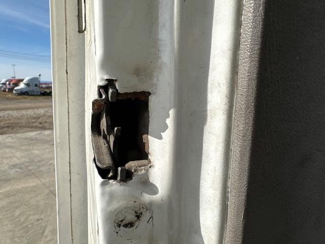 1995 Ford F800 Left Door Latch