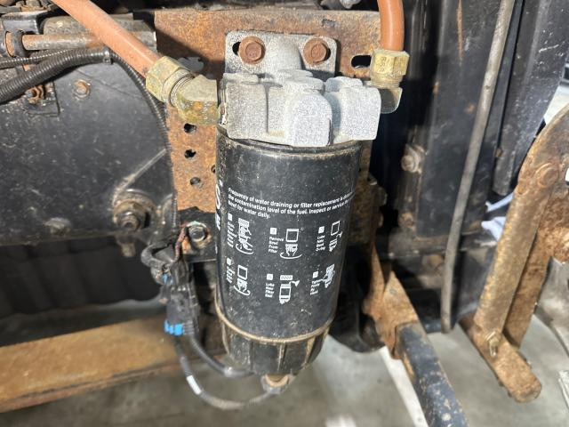 2004 Mercedes MBE4000 Filter / Water Separator