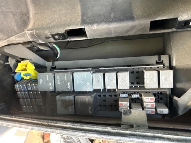 2006 Gmc C7500 Right Fuse Box