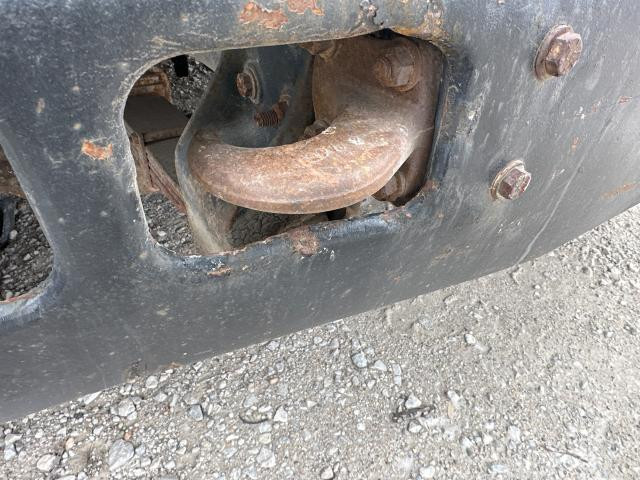 1994 International 4900 Both Tow Hook