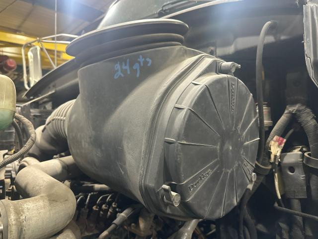 1998 Ford L8501 13-inch Poly Donaldson Air Cleaner