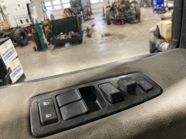2019 Peterbilt 579 Left Door Electrical Switch