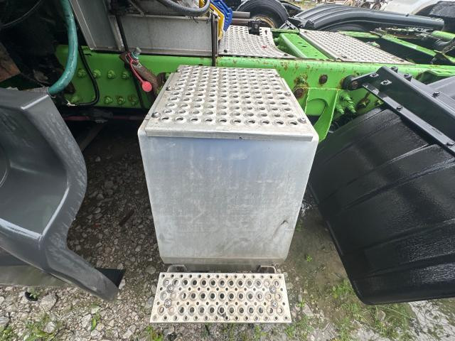 2016 International PROSTAR Aluminum Battery Box | Length: 23.50 | Width: 26.5