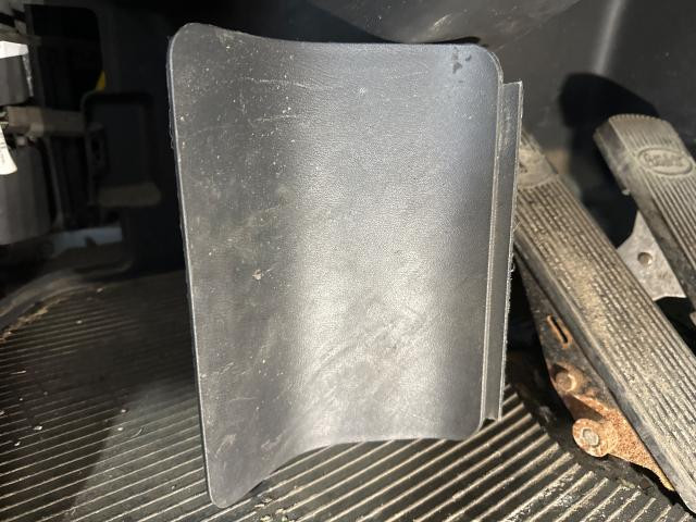 Peterbilt 337 Dash Panel: Fuse Cover