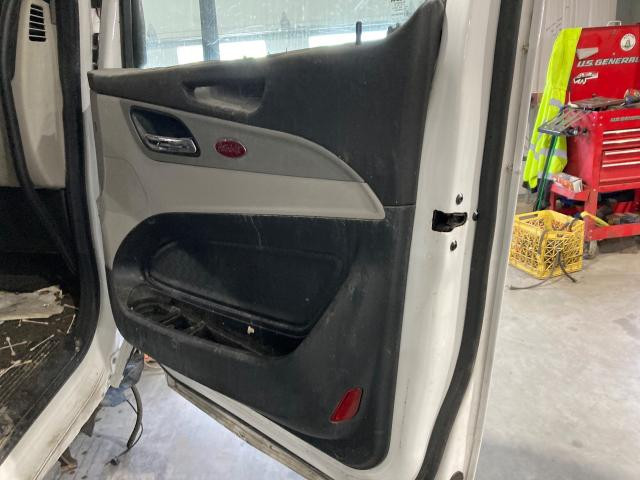 2023 Peterbilt 579 White Right Door, Interior Panel