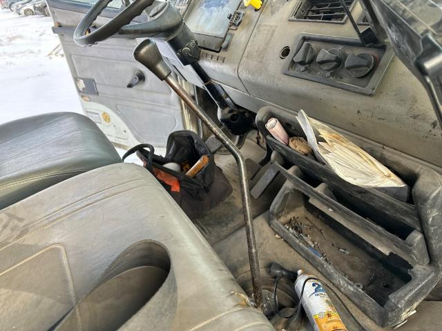 2002 Eaton Mid Range  FS6406A Shift Lever