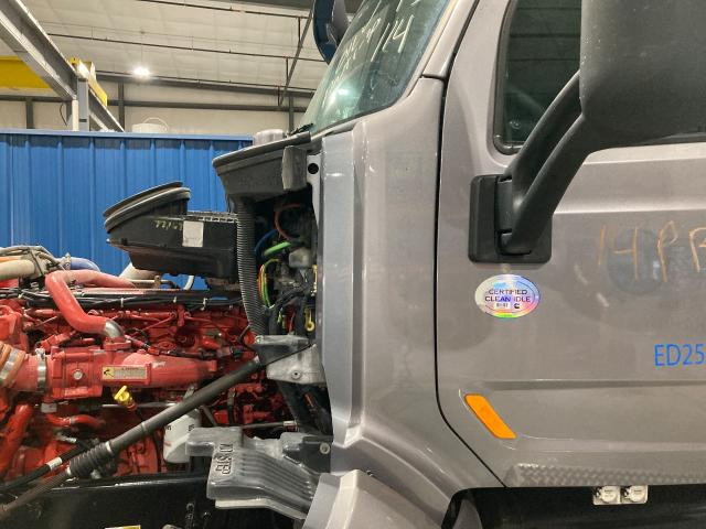2014 Peterbilt 579 Grey Left Cab Cowl
