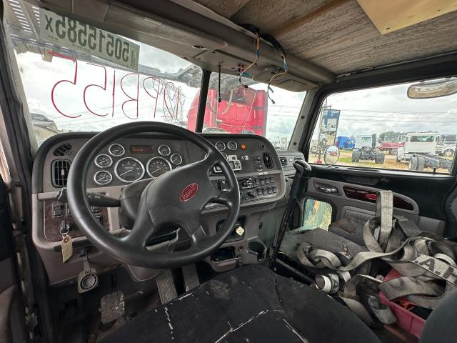 2012 Peterbilt 365 Dash Assembly