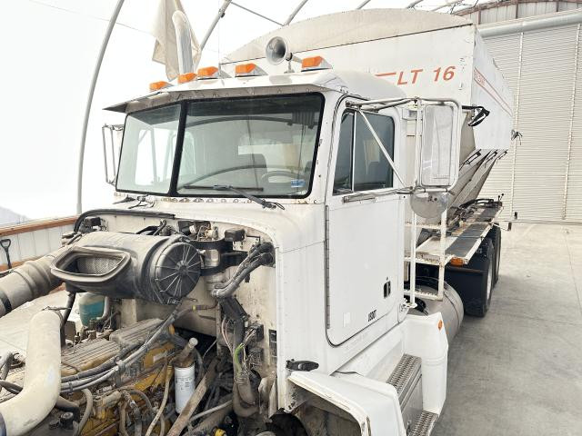 Complete Cab Assembly, 1999 Peterbilt 377 : Daycab