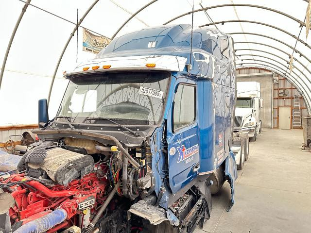 For Parts Cab Assembly, 2022 Peterbilt 579 : High Roof