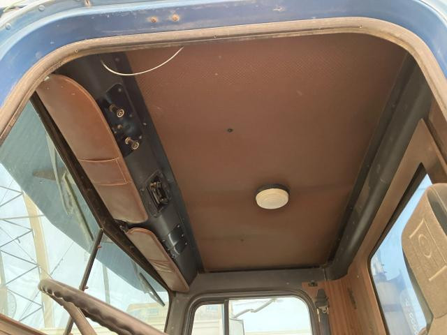 1990 International 9300 Headliner