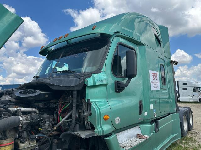 2016 Freightliner CASCADIA Sun Visor (Exterior)