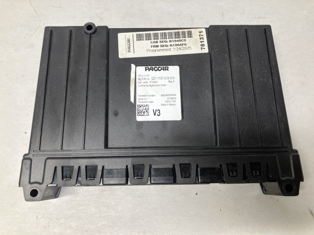 2025-2027 Peterbilt 567 Cab Control Module CECU - Used | P/N Q211157013013