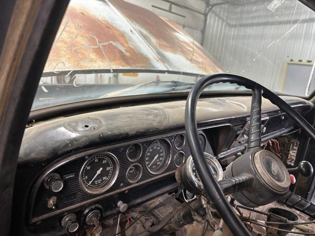 Ford F700 Dash Panel: Column Cover