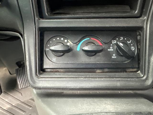 2016 International PROSTAR Heater & AC Temp Control: 3 Knobs