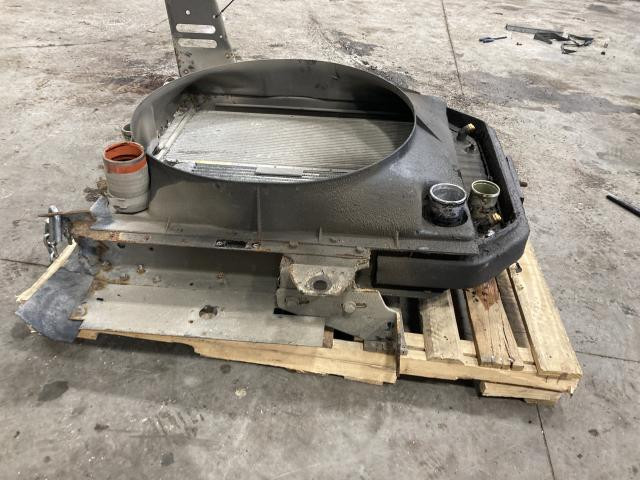 2002 International 4700 Cooling Assembly. (Rad., Cond., Ataac)