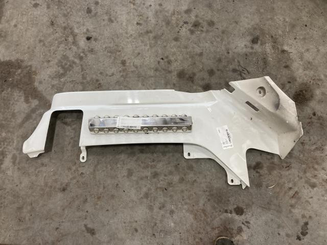 2022 Peterbilt 579 White Right Cab Cowl: Does Not Include Light Strip