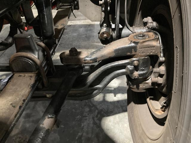 2014 Eaton E-1202I Axle Assembly, Front