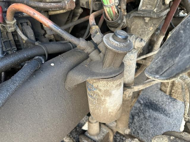 2006 Mercedes MBE4000 Left Fuel Filter Assembly