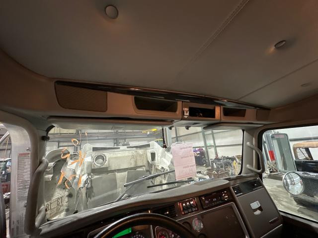 2016 Kenworth T440 Console