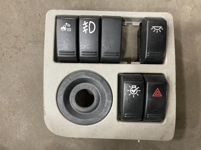 Peterbilt 579 Dash Panel: Ignition