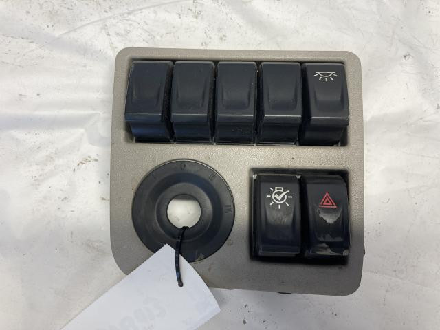 Peterbilt 579 Dash Panel: Ignition