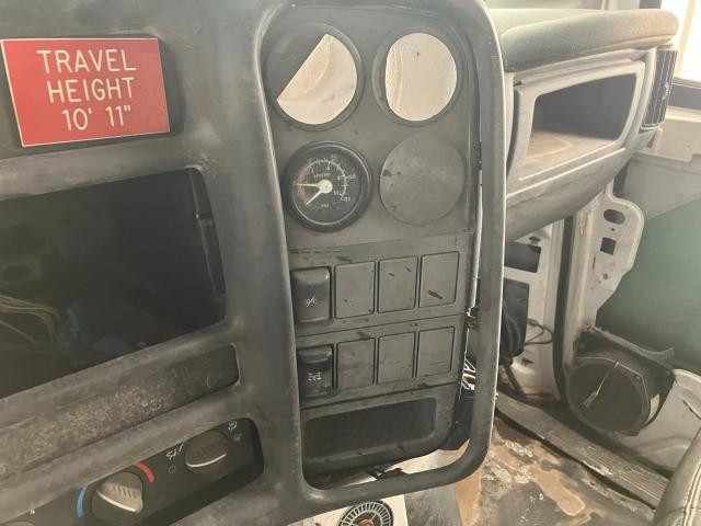 Gmc C7500 Dash Panel: Gauge