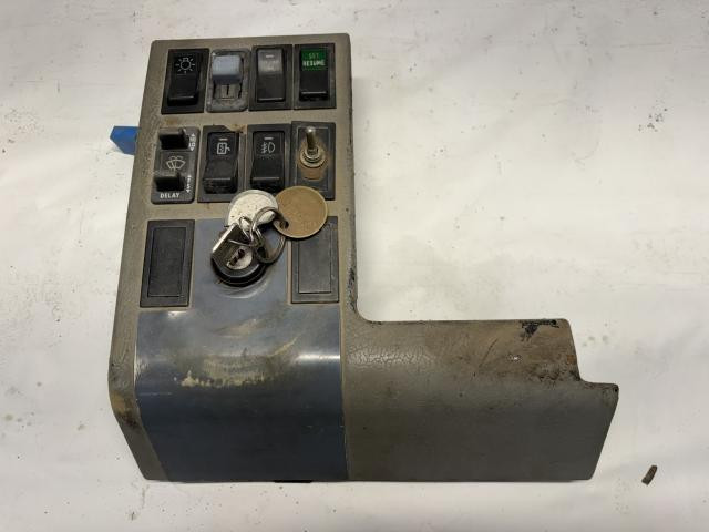 Freightliner FL70 Dash Panel: Switch