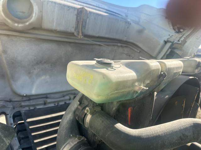 2000 Sterling A9513 Left Windshield Washer Reservoir