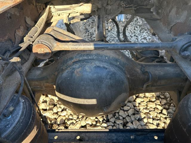 2006 Eaton 21060S Axle Housing (Rear / Rear)