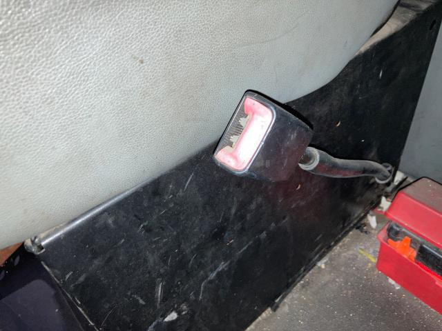 2014 Kenworth T680 Right Seat Belt Latch