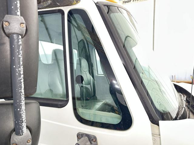 Passenger/Right Side Front Door Window Glass For 2003-2007 Nissan