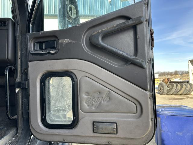 International 9670 Front Door Window Regulators for Sale